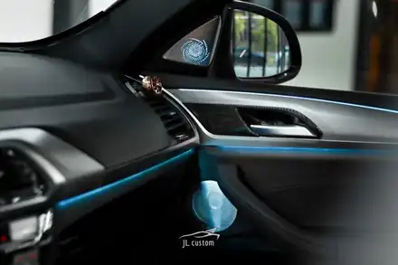 BMW X4 감성 매력 튜닝! 회오리 엠비언트 풀 커버 시공 / 대전 서구, 세종, 청주, 천안 시공 사진