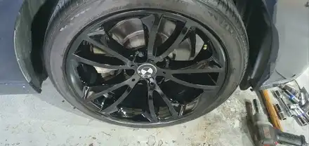 [원주휠수리]  20인치 BMW X6 블랙 유광 도장 도색 휠복원 명품휠스토리 원주점 / 원주, 횡성, 제천, 평창, 여주 시공 사진
