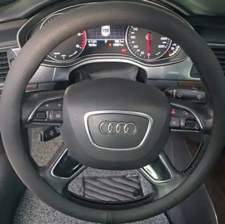 아우디 A6 C7 35TDI, 순정 카플레이/안드로이드 활성화, D컷 핸들/RS기어노브 교체로 업그레이드 / 양주, 구리, 의정부 시공 사진