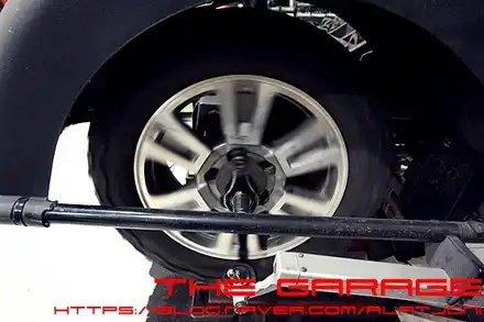 대전세종시3d얼라이먼트 대전3d얼라이먼트 대전휠고속발란스 대전F150 - < 더 게러지> 포드 F150 휠고속진동발란스 3d얼라이먼트 적용 인스톨 / 대전 유성 화암동 시공 사진