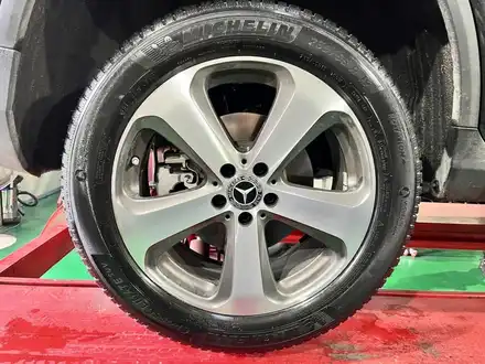 남양주 타이어/벤츠GLC 미쉐린 크로스클라이밋SUV 2355519 타이어 작업 과정을 소개 합니다. / 남양주, 강동, 하남, 송파 시공 사진
