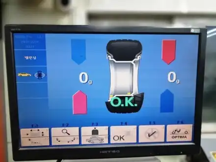 구리 남양주 _  테슬라 모델Y 19인치 미쉐린 크로스클라이밋2 SUV 255 50 19 타이어 교체 및 얼라이먼트 점검 작업 / 남양주, 강동, 하남, 송파 시공 사진