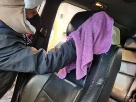 안중 실내세차 흙먼지가 많다. 비벼서 제거해야 합니다 아주 쎄게! A코스 강추 / 경기 평택 시공 사진