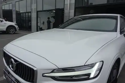 볼보 S60 세인트아모 패키지 스퍼터로 외관의 스타일리쉬함을 살리다 ! / 순천, 여수, 광양 시공 사진