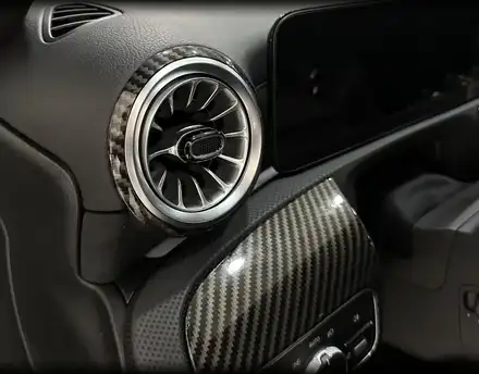 벤츠 W177 A35 amg 2.0 터보의 최강자! amg 하면 카본! 실내도 카본으로 랩핑 시공 / 전북 전주, 광주, 김제 시공 사진