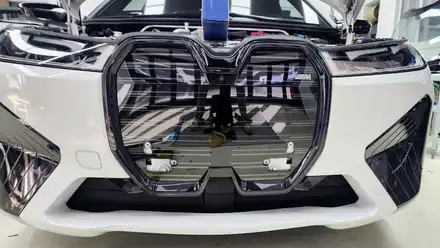 부천 BMW iX 전기차 정품 아이코닉 글로우 설치에 코딩까지 완료 / 경기 김포 시공 사진