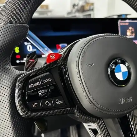 [올인게러지] BMW G06 X6 40I M SPORT 2023 정품 최신형 M 카본핸들 M1M2 활성화 작업까지했습니다 / 서울 용산 도원동 시공 사진