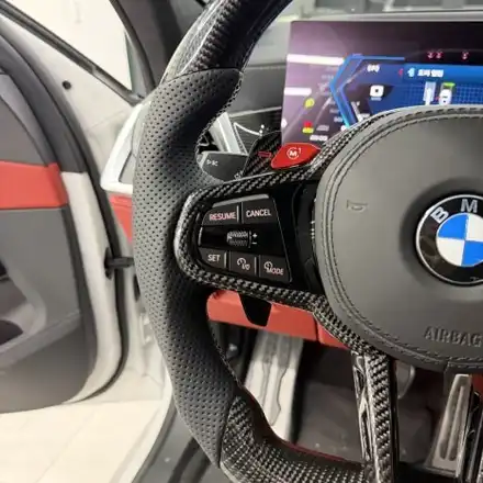 [올인게러지] BMW G06 X6M 2025 최신형 M카본D컷 핸들 튜닝 압도적인 포스가 느껴집니다 / 서울 용산 도원동 시공 사진
