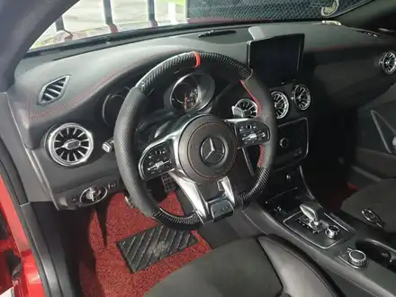 C117 CLA45 AMG 신형카본핸들 교체 (신형개조) / 서울 용산 도원동 시공 사진