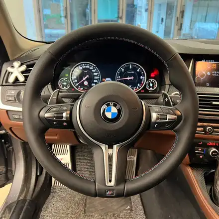 BMW 5시리즈 M핸들 교체 가성비가격으로 분위기 바꿔보기 / 서울 용산 중구 시공 사진