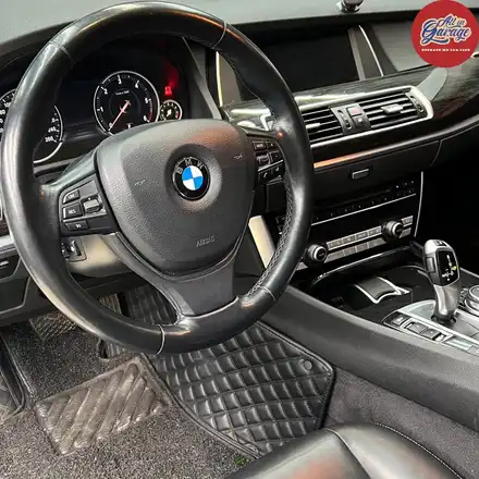 [올인게러지] BMW F07 5GT 후기형모델 M핸들 교체작업 . M스티어링휠 M5개조 / 서울 용산 중구 시공 사진