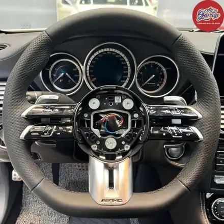 벤츠 W218 CLS63AMG 최신형잠자리AMG핸들 교체로 인한 핸들 업그레이드 / 서울 용산 중구 시공 사진