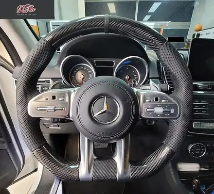 벤츠 W166 GLE350D 신형 AMG카본핸들 교체 / 19-20 AMG D컷핸들 / 서울 용산 도원동 시공 사진