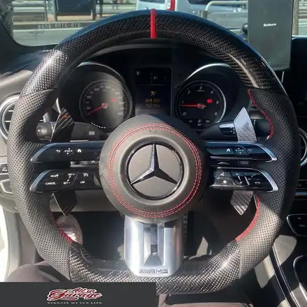 [올인게러지] 벤츠 W205 C클래스 C250D 최신형 AMG핸들 교체 /AMG카본핸들 / 잠자리 / 서울 용산 중구 시공 사진
