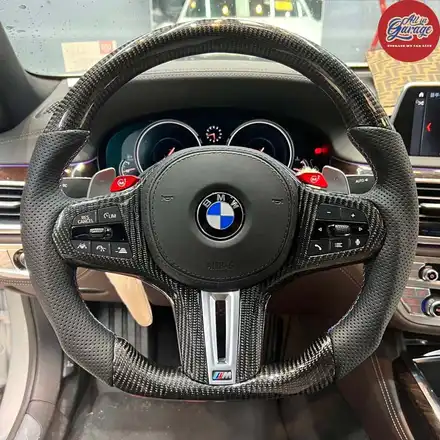 BMW 7시리즈 G12 760LD M카본핸들 교체 D컷 커스텀 순정형 튜닝 드레스업 / 서울 용산 중구 시공 사진