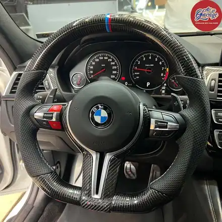 BMW F80 M3 카본D컷핸들 교체 / M3 카본핸들 / 서울 용산 중구 시공 사진