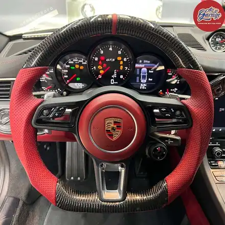 포르쉐 911 카레라4 gts 카브리올레 2019 카본D컷핸들교체 ,레드카본스티어링휠 포르쉐991.2 / 서울 용산 중구 시공 사진