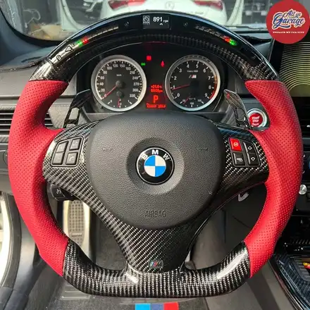 BMW E92 M3 / M카본D컷LED퍼포먼스핸들 교체작업 / 서울 용산 중구 시공 사진