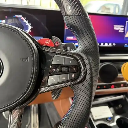 [올인게러지] BMW 페리 X5 25년식 신형 M카본핸들 D컷 교체시공했습니다 (안전한 정품부품) / 서울 용산 도원동 시공 사진