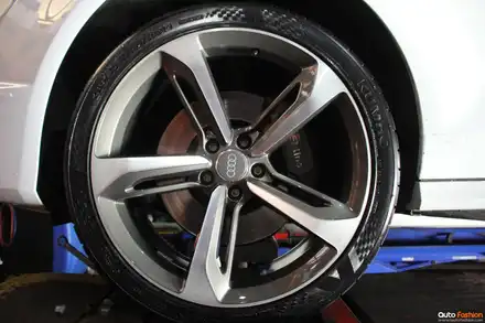 audi a7 50tdi + 다이어컷팅 휠수리 + 복원 + 금호 ps91 + 타이어 교환(휠수리) / 아우디 / A7 / 부산 금정구 시공 사진