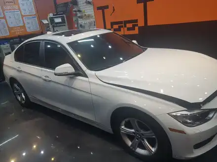 BMW 320D 프리미엄 수성광택 TGGT전용유리막코팅 [인천 남동구 유리막코팅] / 김포시 마산동 시공 사진
