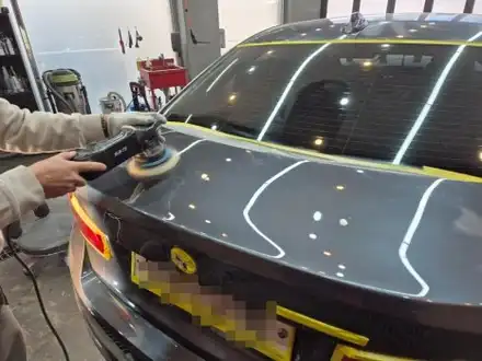 BMW 320D 석회수 피해흔적 제거 광택 / 동탄 능동 시공 사진
