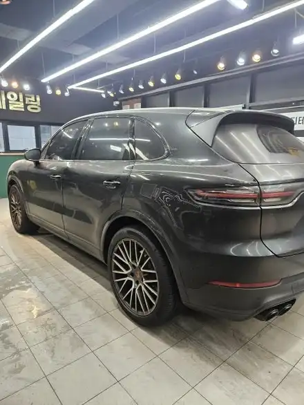 미세먼지과 이물질 클리어!! 포르쉐 카이엔 디테일링 세차 / 수원 영통 광교 / 프리미엄 디테일링센터/ 153디테일링 / 경기 수원 시공 사진