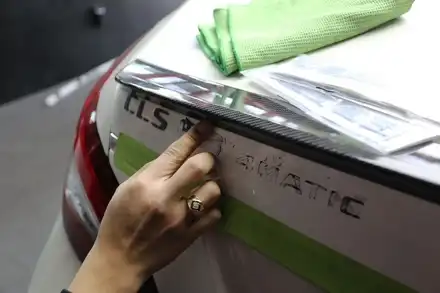 스타클럽 벤츠 CLS 블랙유광 루프랩핑과 생활보호PPF 헤드라이트 테일램프 스모그필름까지 한번에 시공 / 수원, 부천, 부평, 인천 시공 사진