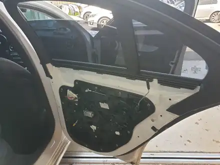벤츠 c220d 도어 도색 / 충남 천안 시공 사진