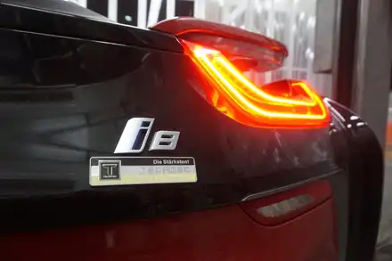 BMW i8 배기음 튜닝 커스텀 배기 작업으로 묵직한 스포츠 배기음 완성하였습니다. / 서울 동작구 시공 사진
