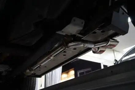 벤츠 W464 G63AMG 순정 수도꼭지 머플러 잘가.. 커스텀 배기 원형 머플러 팁 장착 / 서울 동작 시공 사진