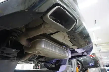 BMW M235i 배기 튜닝 아주 살벌하게 터지는 팝콘 이건 필수입니다! / 서울 동작 시공 사진