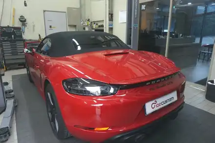 포르쉐 718 박스터 GTS 4.0 배기 튜닝 아크라포빅 , 모듈 작업으로 확실한 배기음 완성하였습니다. / 서울 동작구 시공 사진