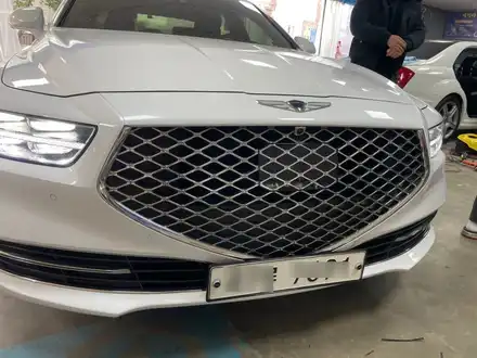 제네시스 G90 번호판하단이동 ~~!! 금방금방 내려드립니다!!(서울김포일산파주인천검단신도시) / 김포,일산,고양 시공 사진