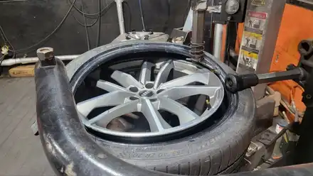 오류동 아우디A7 255/40ZR20 추천 고성능 사계절타이어-미쉐린 파일럿 스포츠 올시즌 4 / 서울 구로, 양천, 동작, 관악, 영등포, 부천, 안양 시공 사진