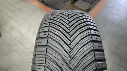 가산동 볼보 XC60 (255/45R20)-다양한 기후조건에서 안정적이고 효율적인 주행능력을 발휘해주는 사계절용타이어,미쉐린 크로스 클라이밋 2 SUV / 서울 구로, 양천, 동작, 관악, 영등포, 부천, 안양 시공 사진