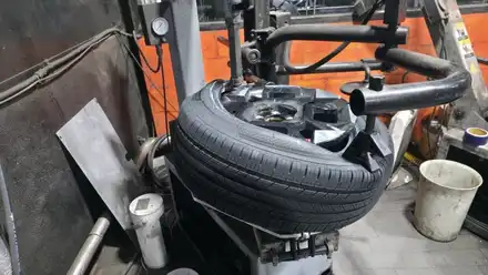 오류동 기아 카니발 (235/55R19)-튼튼한 내구성, 연비효율성, 계절안전성까지 우수한 한국타이어 다이나프로 프리미엄 컴포트 HPX / 서울 구로, 양천, 동작, 관악, 영등포, 부천, 안양 시공 사진