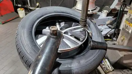 시흥동 기아 니로 (205/60R16)-주행안정성, 소음억제,젖은노면 제동력까지 강화한 사계절 한국타이어 키너지 컴포트 EX / 서울 구로, 양천, 동작, 관악, 영등포, 부천, 안양 시공 사진