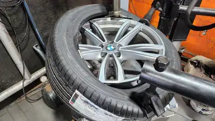 신림동 BMW 7시리즈 730d Xdrive(245/45R19,275/40R19)-승차감이 대폭 개선된 차세대 런플랫타이어 브릿지스톤 포텐자 S001 교체후기! / 서울 구로, 양천, 동작, 관악, 영등포, 부천, 안양 시공 사진