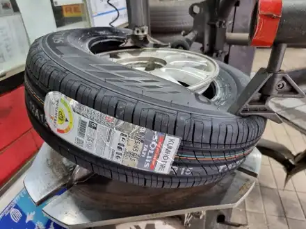신월동 르노삼성 SM3(185/65R15)-가격부담은 낮추고 성능은 크게 향상시켜 극강의 가성비까지 자랑하는 금호타이어 솔루스TA 21 / 서울 구로, 양천, 동작, 관악, 영등포, 부천, 안양 시공 사진