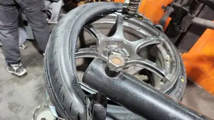 남현동 제네시스380GT (245/35R19, 275/35R19)-스포츠성능에 최적화되어 고속주행 안정성, 핸들링, 그립력까지 뛰어난 브리지스톤 포텐자 RE004 아드레날린 / 서울 구로, 양천, 동작, 관악, 영등포, 부천, 안양 시공 사진