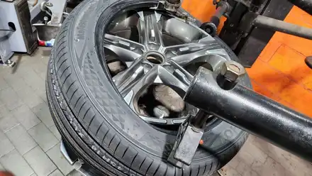 독산동 기아 K5 (235/45ZR18)-고성능 중형세단용 추천 럭셔리 투어링급 사계절타이어, 금호 마제스티 9솔루스 TA91 / 서울 구로, 양천, 동작, 관악, 영등포, 부천, 안양 시공 사진