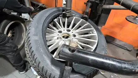 독산동, 대림동, 철산동 윈터/스노우타이어싼곳, BMW 320i (245/45R19) 금호 윈터크래프트 WP72 작업후기+24년 윈터타이어 가격표 / 서울 구로, 양천, 동작, 관악, 영등포, 부천, 안양 시공 사진