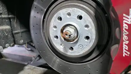 개봉동 마세라티 기블리 SQ4 (245/45R19, 275/40R19)–고속 안정성과 제동력을 겸비한 프리미엄 사계절타이어, 피렐리 P ZERO 올시즌 플러스 / 서울 구로, 양천, 동작, 관악, 영등포, 부천, 안양 시공 사진