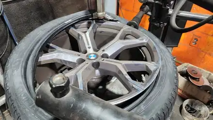 영등포동 BMW X6-긴 수명과 뛰어난 승차감, 빗길/눈길노면에서도 완벽한 제동력과 구동력을 발휘해주는 피렐리 스콜피온 베르데 올시즌 VOL/N0 (2754021, 3153521) / 서울 구로, 양천, 동작, 관악, 영등포, 부천, 안양 시공 사진