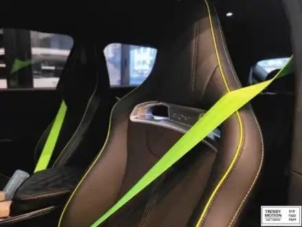 기아 EV6 gt 네온 색상의 컬러안전벨트 시공으로 인테리어 포인트 / 인천 서구, 부평, 부천 시공 사진