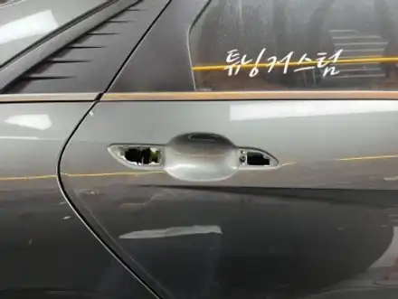 아반떼 cn7 앞범퍼교환도색.사이드스컷. 도어.휀다.뒤범퍼판금도색.휠하우스커버. 번호판 등 교환. 광택. 장안동사고수리전문점 / 동대문,광진구,중랑구 시공 사진