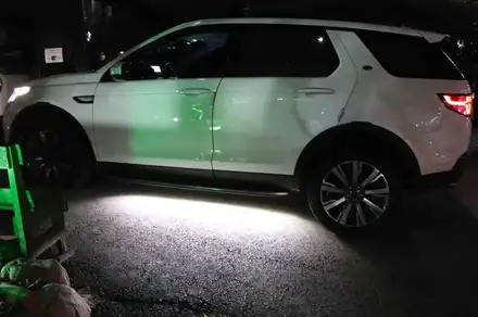 ★자동차튜닝★디스커버리 사이드언더LED바 튜닝으로 멋과 기능을 두배로!!멋진뿜뿜!!내차로 변신했네요^^ [서울튜닝/국산차 수입차튜닝전문점]§§아우토모토스§§ / 서울 중랑구 시공 사진