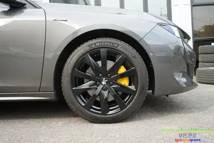 푸조 508 멧블랙 휠도색 및 캘피퍼도색 휠119 / 서울 강남 시공 사진