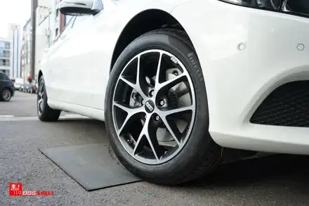benz c200 휠장착 BBS휠 SR 17인치휠 휠119 / 서울 강남 시공 사진
